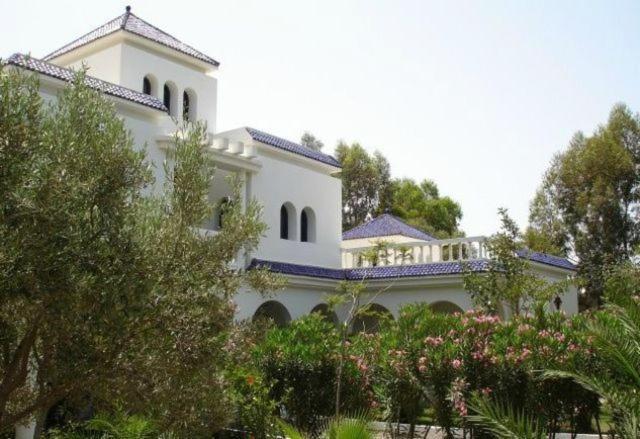 Villa Amaryllis Al Ghar Exteriör bild