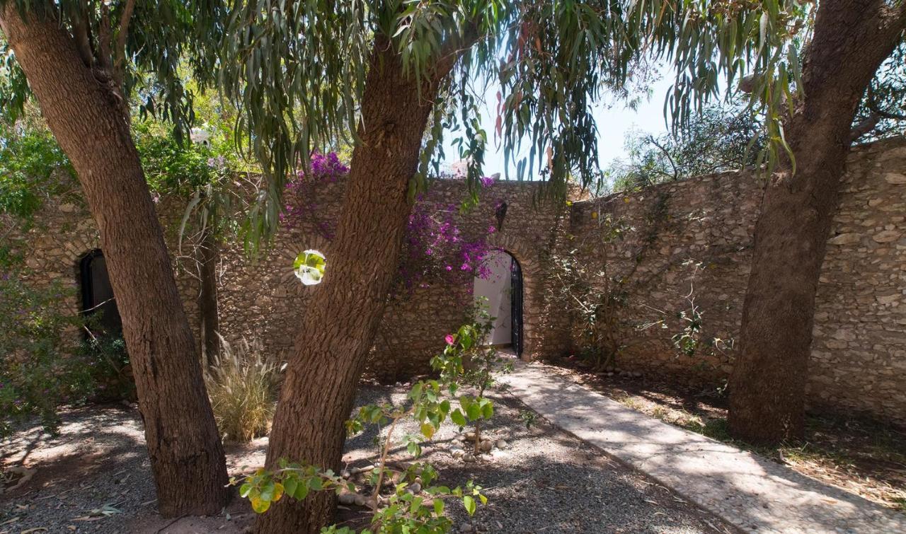 Villa Amaryllis Al Ghar Exteriör bild